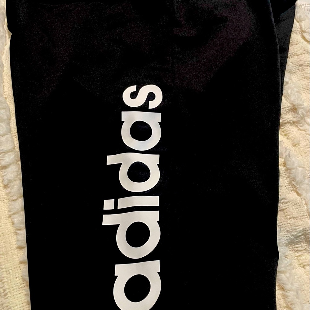 These shorts have only been worn once so in great condition. Very comfy!